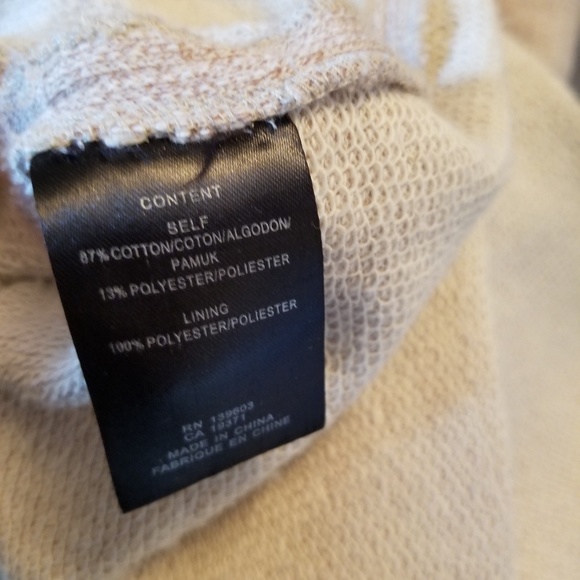 Knit Dress With Tie Knot - Picture 5 of 5